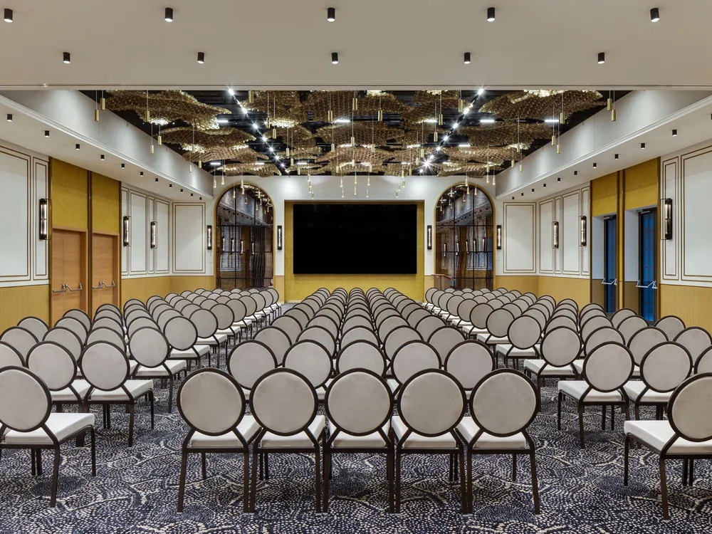 Sala de conferințe a hotelului Courtyard Marriott din Cluj-Napoca